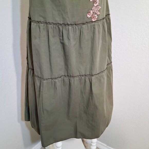 Lizi Olive Green Dress with Floral Embroidery Sizs XL - Picture 9 of 10